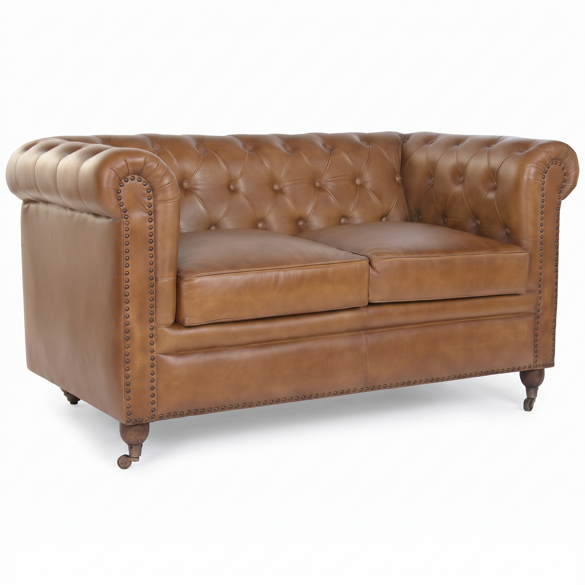 Canapé Chesterfield cuir marron cognac, vue de trois quarts